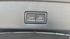 Volkswagen Touareg 3.0 V6 TDI 4Motion R-Line Tech 5dr Tip Auto Diesel Estate